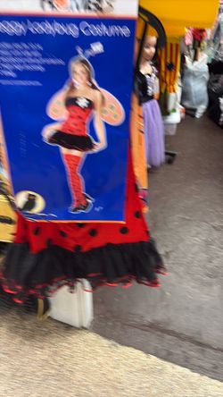 Costume