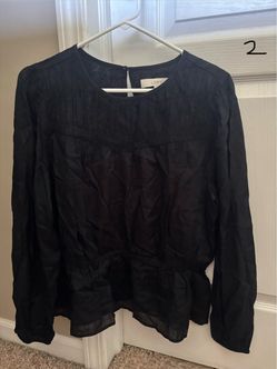 *NEW* Loft Long Sleeve Top-Size Large