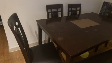 Dinning Table And Chairs