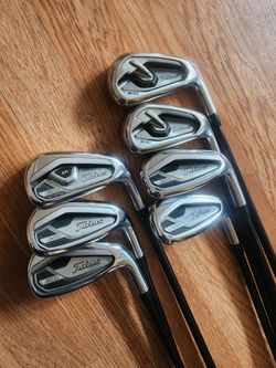 Titleist T300 iron set