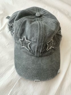 Y2K Distressed gray star hat