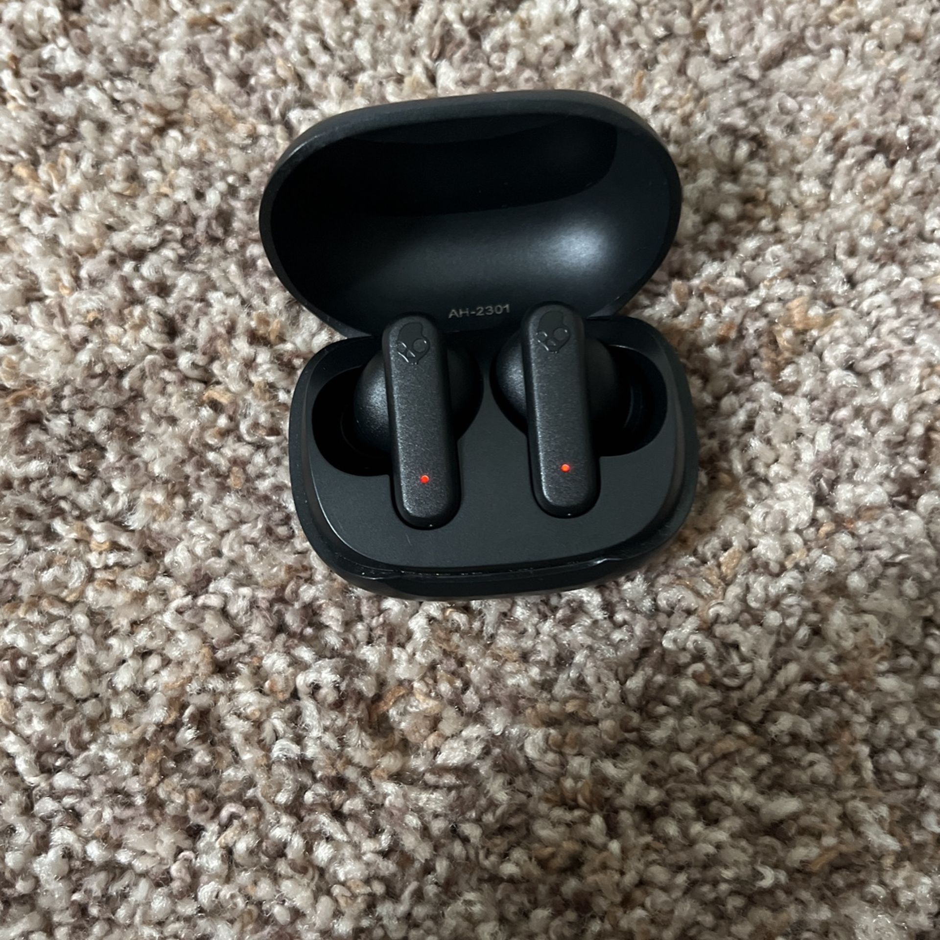 Earbuds