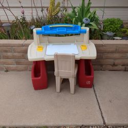 Play School Desk