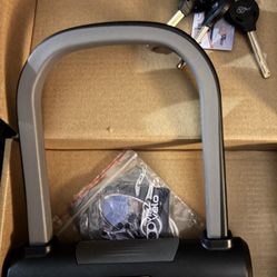 Via Velo Bike U Lock | Elite Short U Lock Anti-Theft Shackle Approval for E-bikes