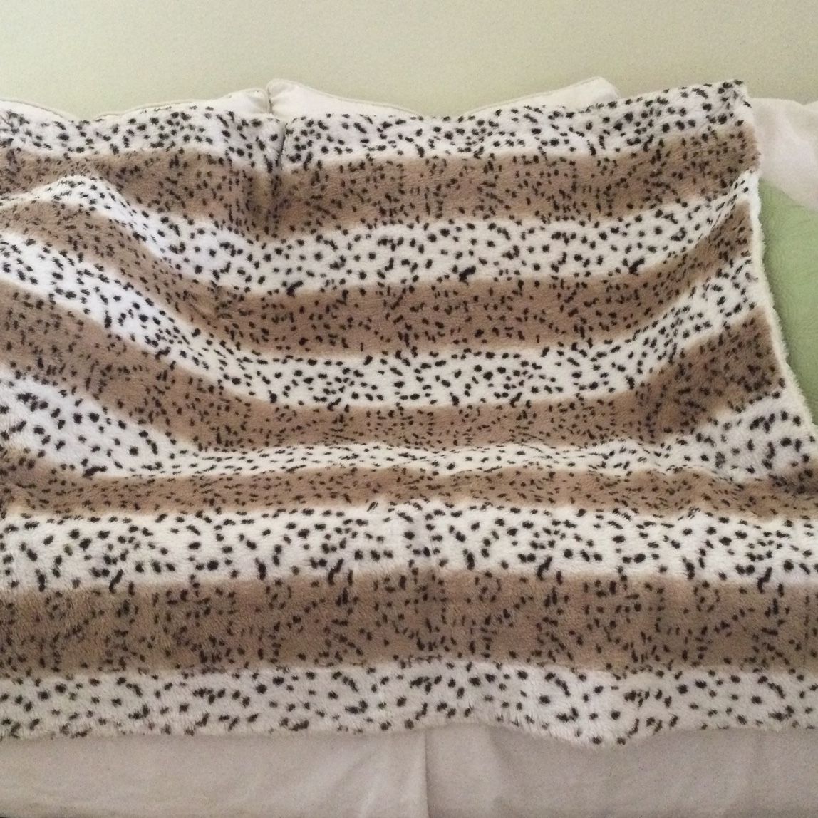 2 Washable Animal Blankets