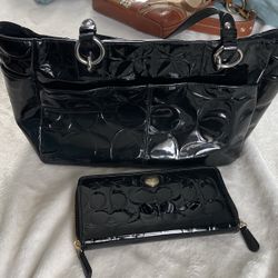 Coach purse with matching wallet