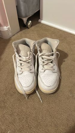 Nike Air Force’s used but no damage size 7