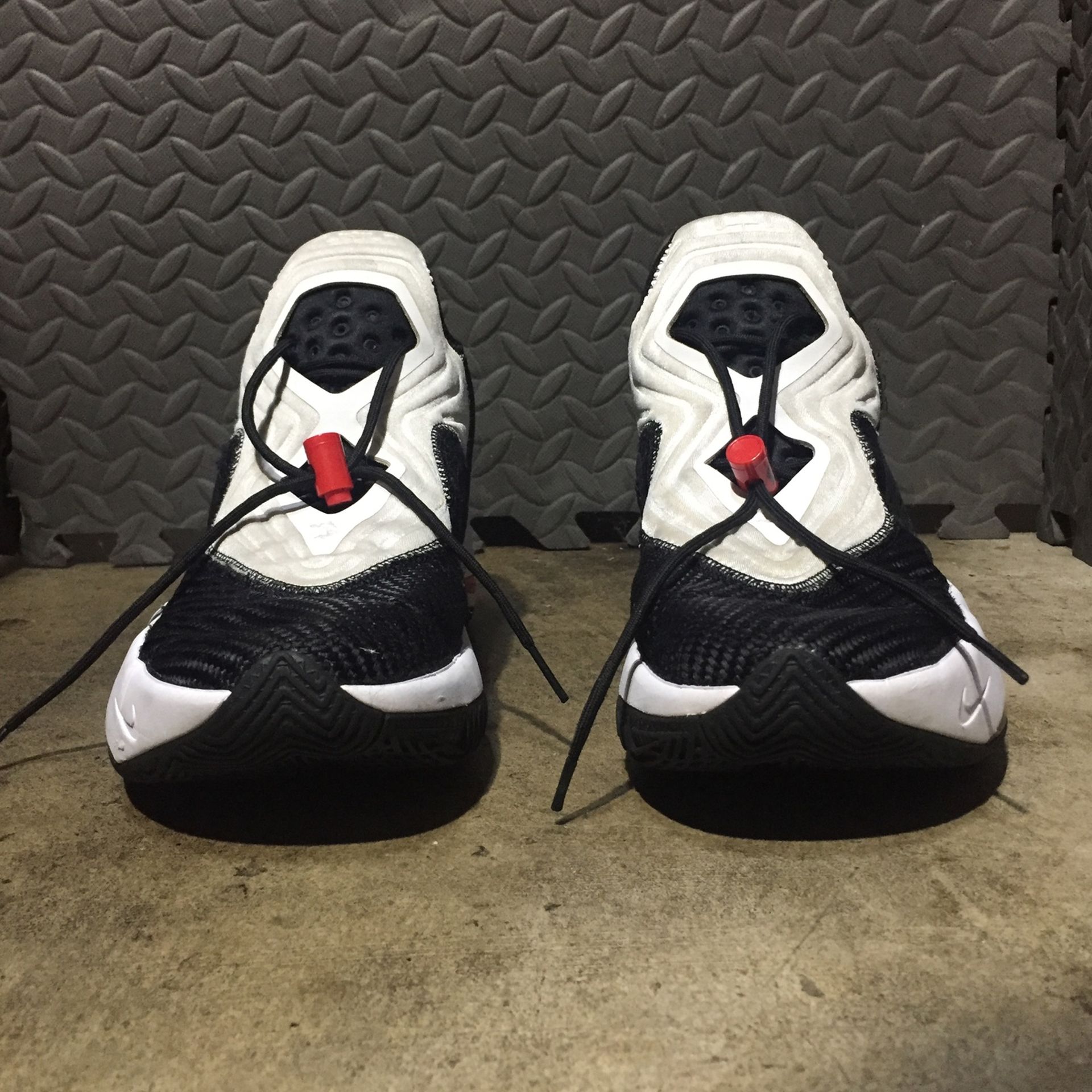 Nike, Lebron James, Soldier 14, Size 10 Men