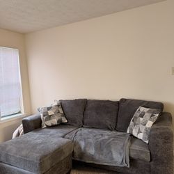 Gray Sectional Couch Set 