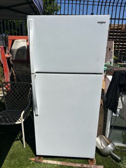 18 cube Whirlpool fridge.