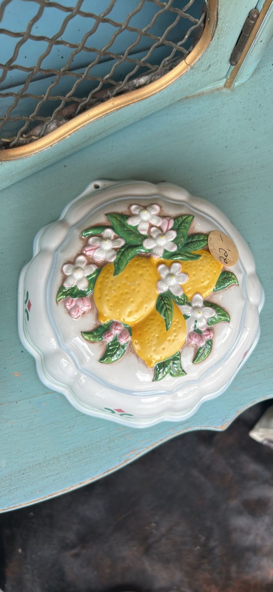 Beautiful Italian lemon Jell-O mold