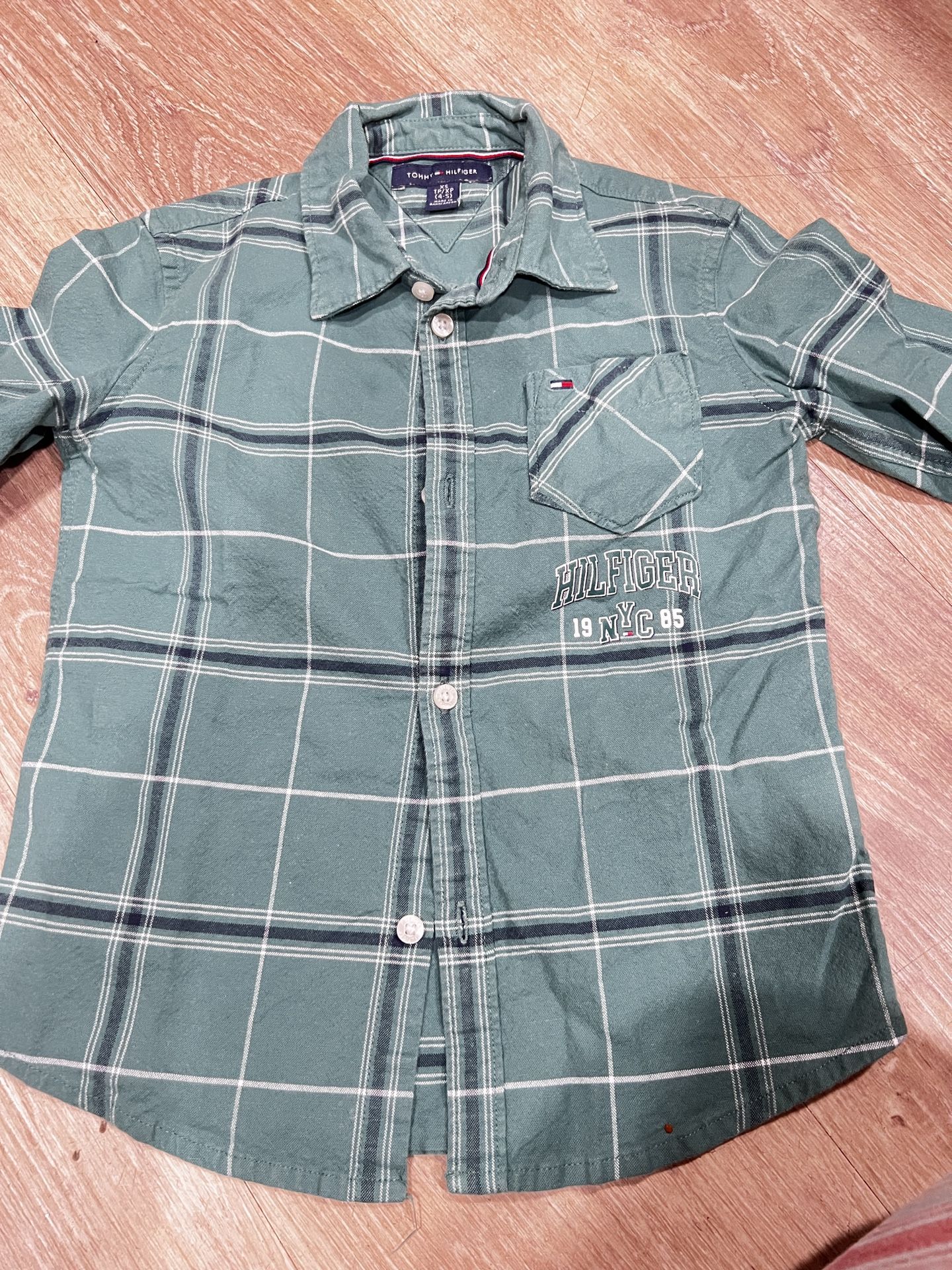 Tommy Hilfiger Boy Long Sleeve Green Shirt 4-5 Plaid Button Down