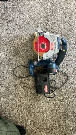Ryobi Skill Saw Flashlight And Charger