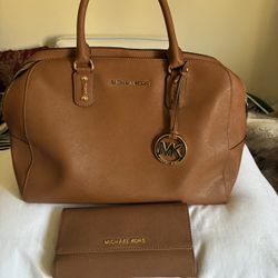 Purse With Wallet