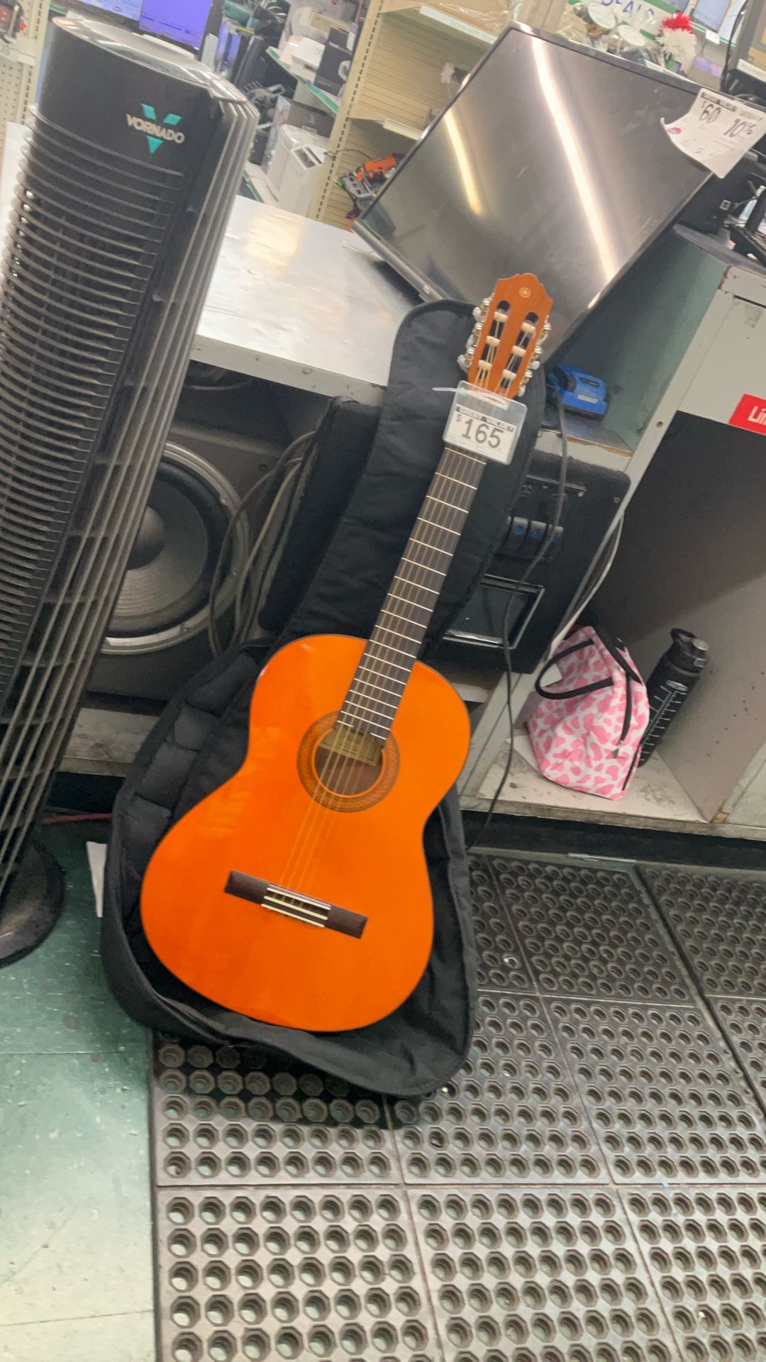 Yamaha Acoustic Guitar