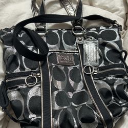 Coach poppy Black and silver