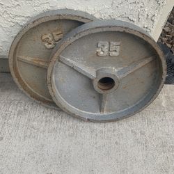 Set Of  35 Lb Plates 