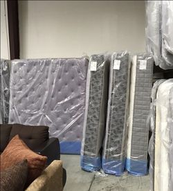 Full mattress