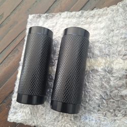 Brand New Set of Gt pegs