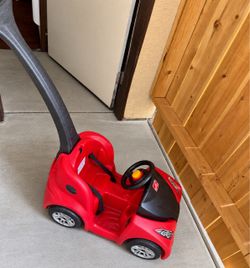 Kids push car
