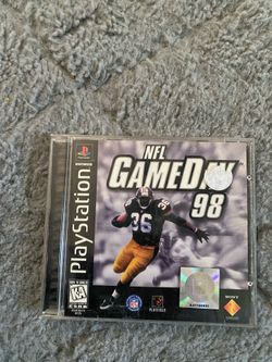 NFL GameDay 98 PlayStation 1 Game