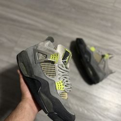 Jordan 4 “Neon 95” Size 8