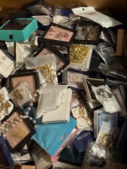 Fashion jewelry bulk!