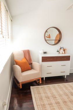 24” Round Wall Mirror With Shelf