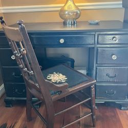 Black Desk And Chair