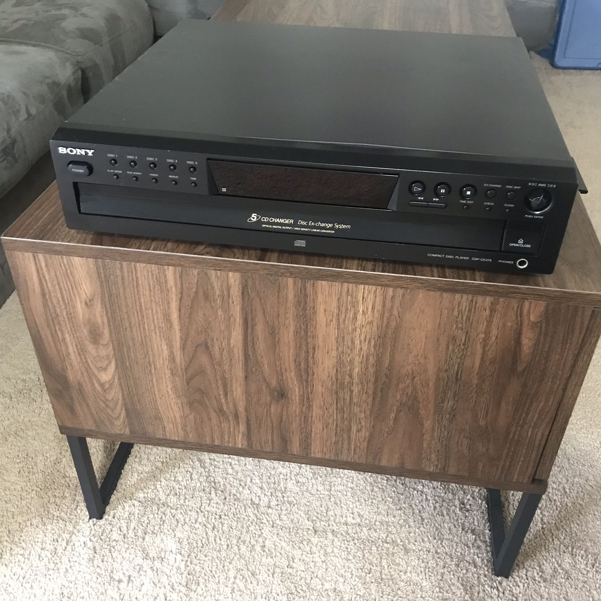 Sony 5 CD Changer Disk Exchange System