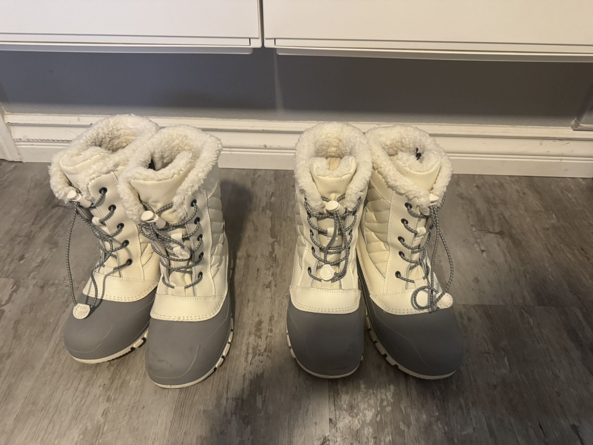 Snow Boots