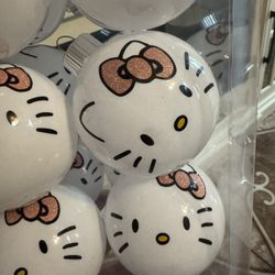 Hello Kitty Ornaments 
