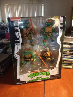 Teenage mutant Ninja turtles 1987 series 4-pack $40 pick up in Glendale brand new