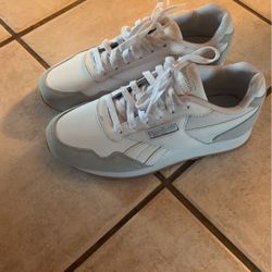 Reebok Size 8