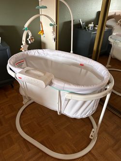 Fisher price bassinet