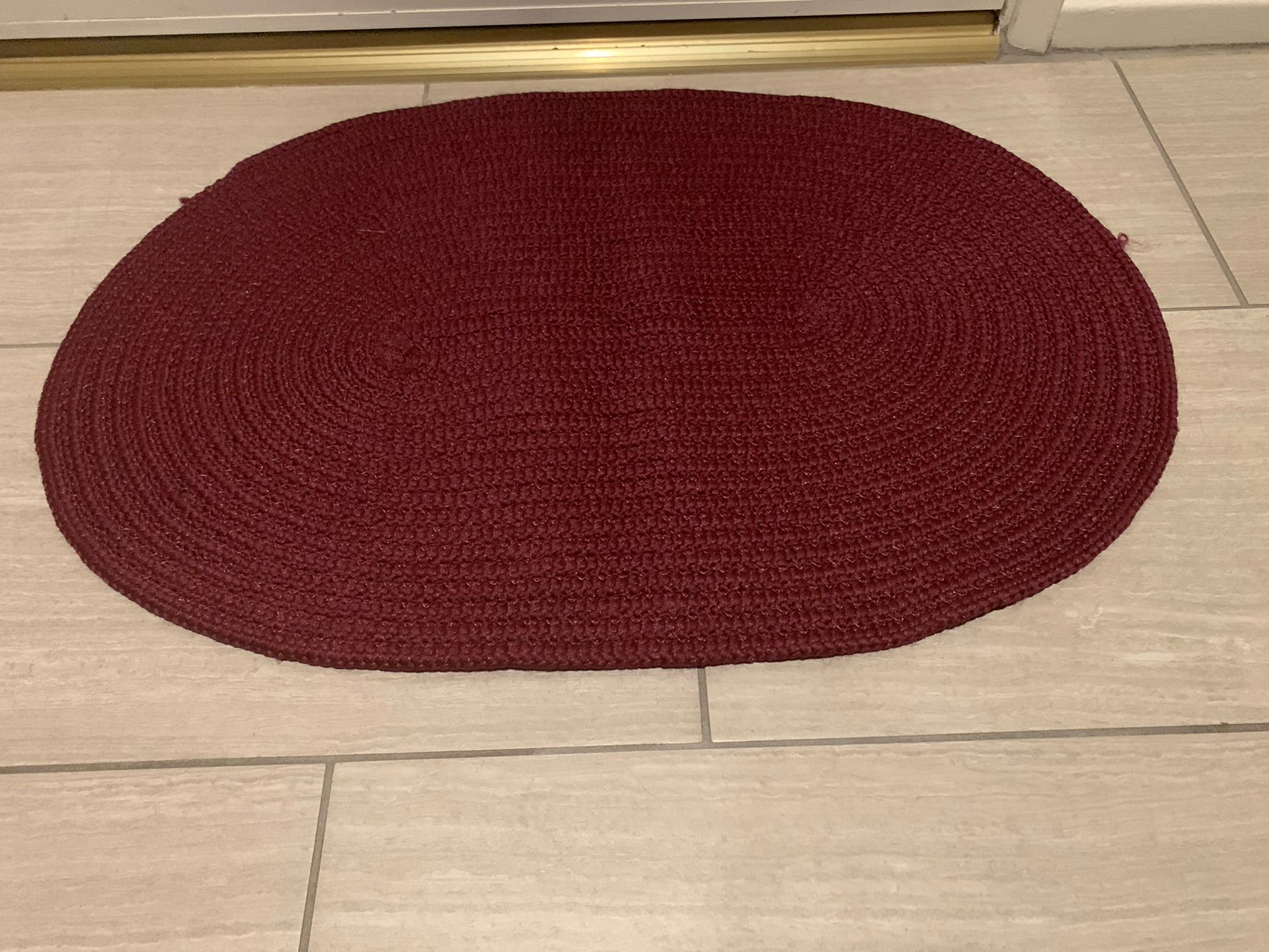 New Burgundy Woven Rug Mat