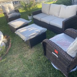 Brand New Patio Set