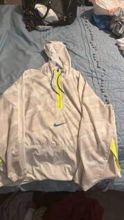 Nike wind runner