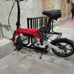 Electric Bicycle 2022 Almost New $900 OBO 