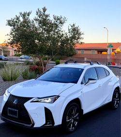 Lexus UX 250h F Sport 2022