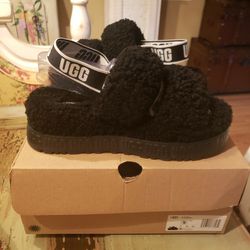UGG Fluffita Sheep Wool Slides Sandals Women's Size (9). Brand New In Box.