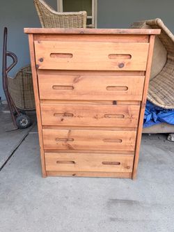 Dresser