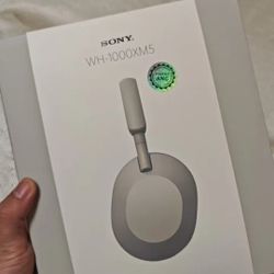 Sony WH-1000XM5 Noise-Canceling Over-Ear Headphones
