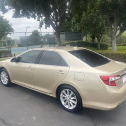 2012 TOYOTA CAMRY XLE