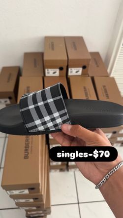 🔌BURBERRY SLIDES🔌
