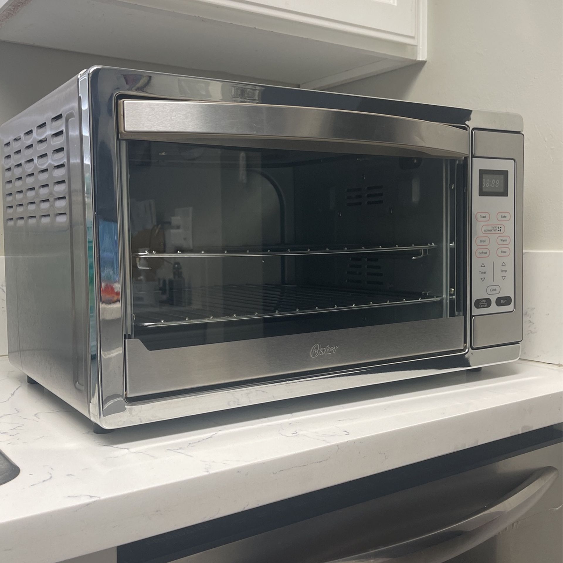 Oster Toaster Oven Like New! for Sale in Palm Desert, CA OfferUp