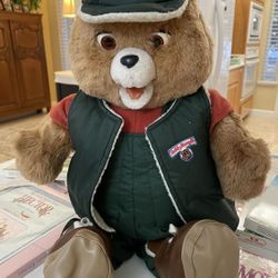 Teddy Ruxpin Bundle. Everything Included