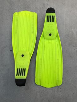 Technisub week Stratos FP fins