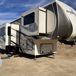 2017 Forest River Riverstone 41’