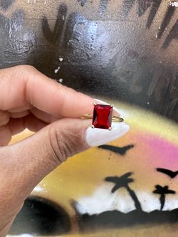 10k Stone Ring